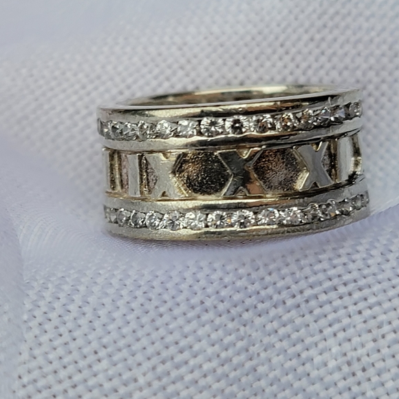 Roman Numberal Ring Band - Picture 3 of 6